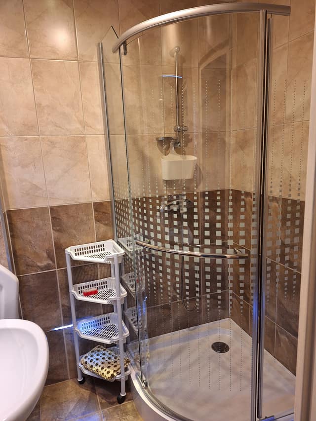 Fürdőszoba – zuhanyzó – Fonyód apartman 1