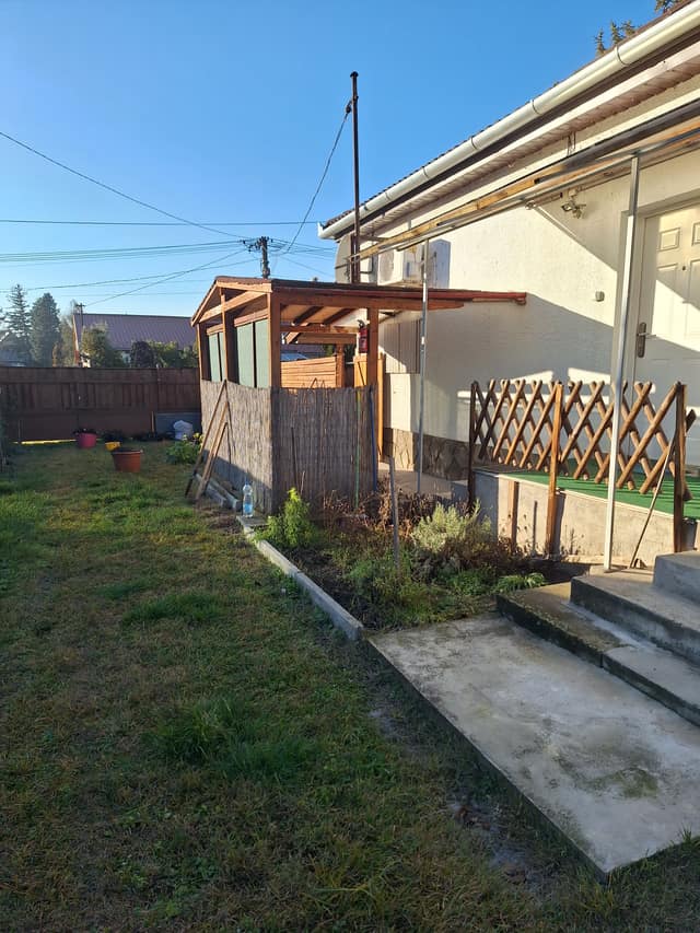 Udvarbejáró ősszel – Fonyód apartman 2